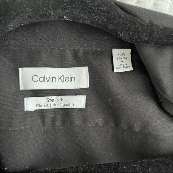 Calvin Klein classic shirt for mens - Picture 2 of 2